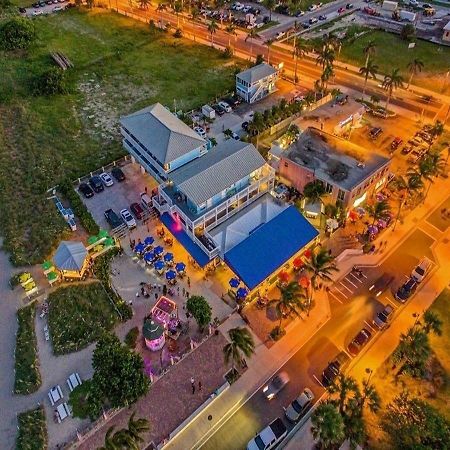 فورت بييرس Rhumcay Beach Resort And Grille المظهر الخارجي الصورة